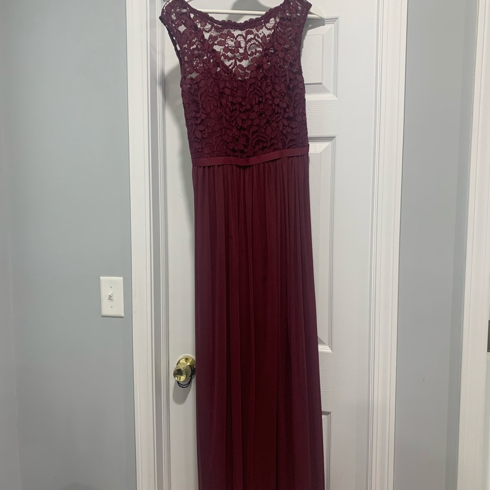 David’s bridal bridesmaid dress , worn once, size 6. Wine/burgundy color